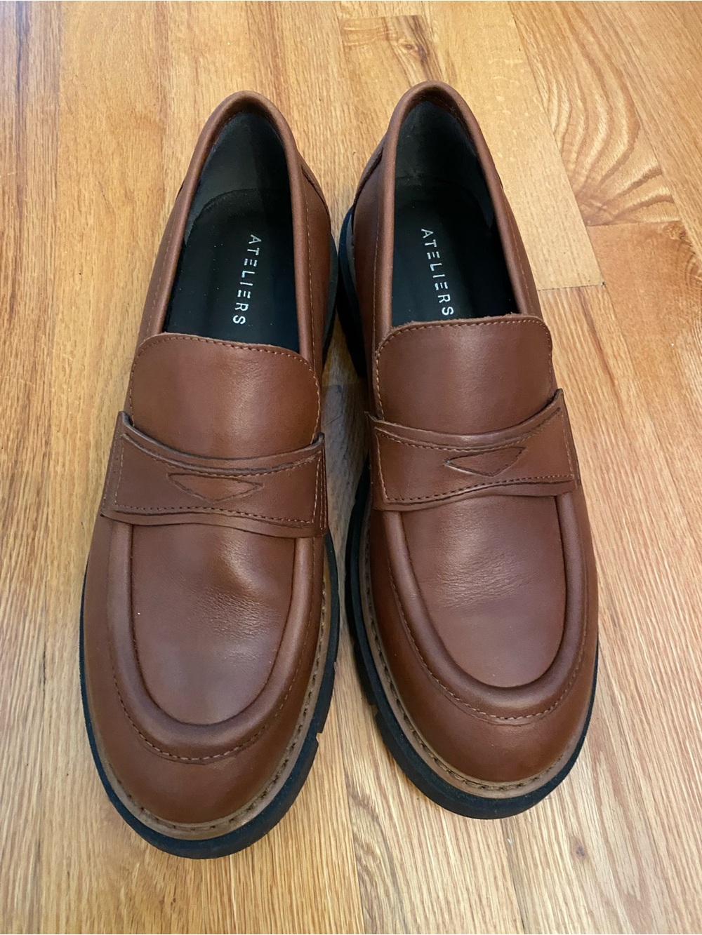 Ateliers Women’s Brown Leather Penny Loafers
